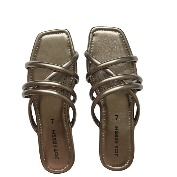 Joe Fresh Silver summer chic flats Size 7 - Picture 1 of 12